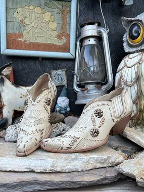 BCBG Beige Western Cutout Leather Ankle Boots
